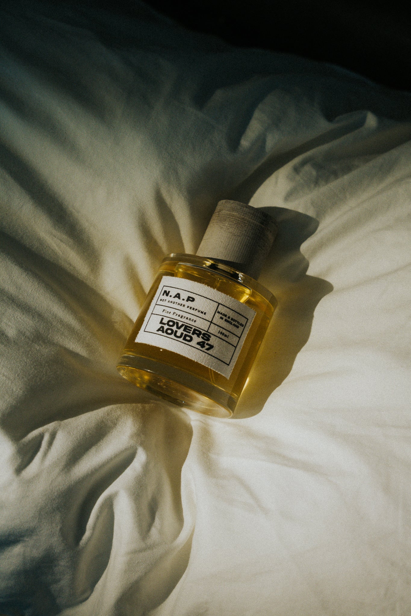 What Is a Perfume Discovery Set?